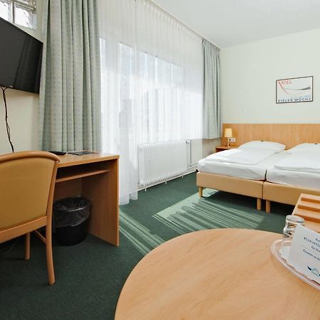Hotel Wiking Kiel Exterior foto